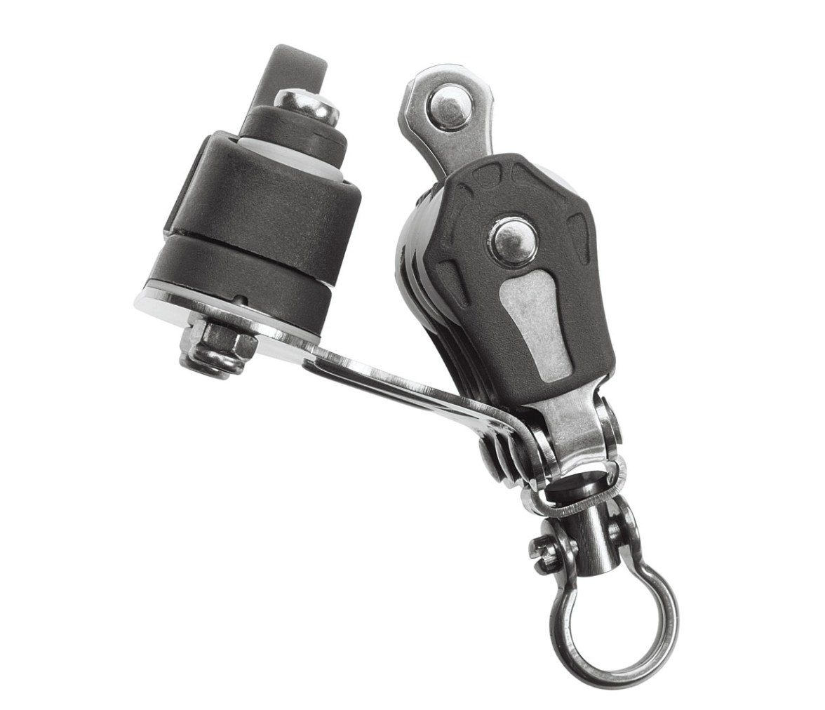 Barton Polea Triple Giratoria con Arraigo y Mordaza Cruiser N