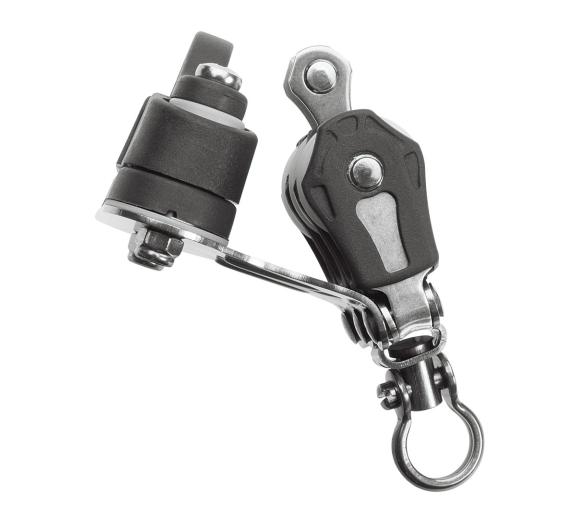 Barton Polea Triple Giratoria con Arraigo y Mordaza Cruiser N