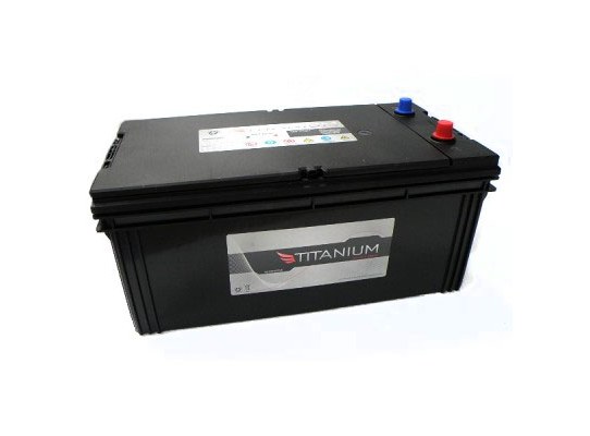 Bateria de Arranque y Servicio 200 Amperios Titanium Bateria de Arranque y Servicio 200 Amperios Titanium
