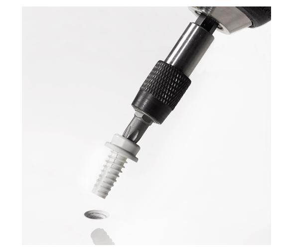 CAF Broche Macho en Composite Negro 16mm