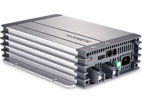 Cargador de batería Dometic PerfectCharge MCA 1215 12V 15A