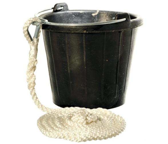 Cubo Balde 8L de Caucho con Asa  Inox y cabo