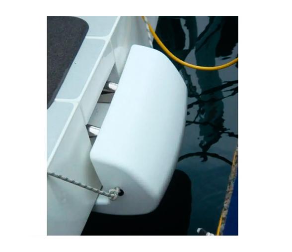 Defensa de Popa para Veleros 75 a 90 Grados