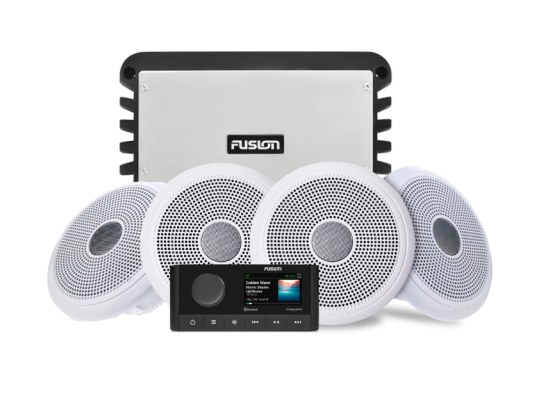 Fusion Pack RA210+ 4 XS Classic White 6,5"+Amplifier