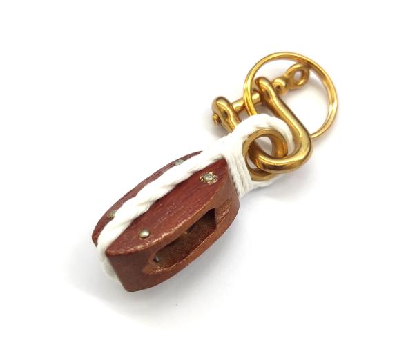 Llavero Polea Antigua