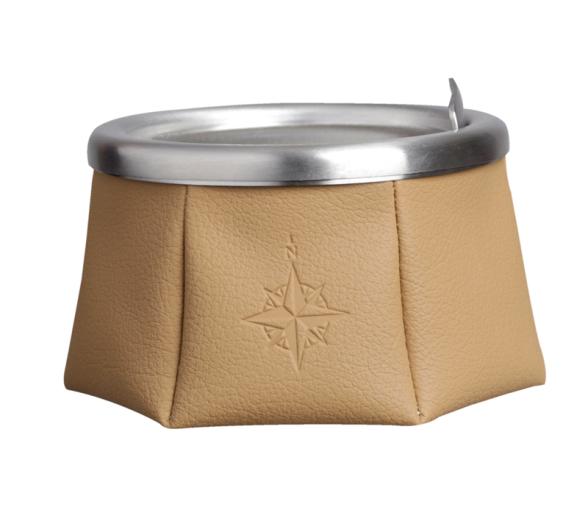 Marine Business Cenicero de Cuero con Tapa