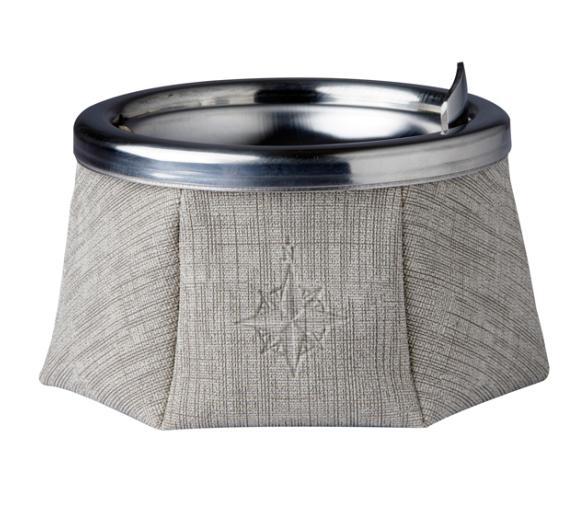 Marine Business Cenicero de Cuero con Tapa