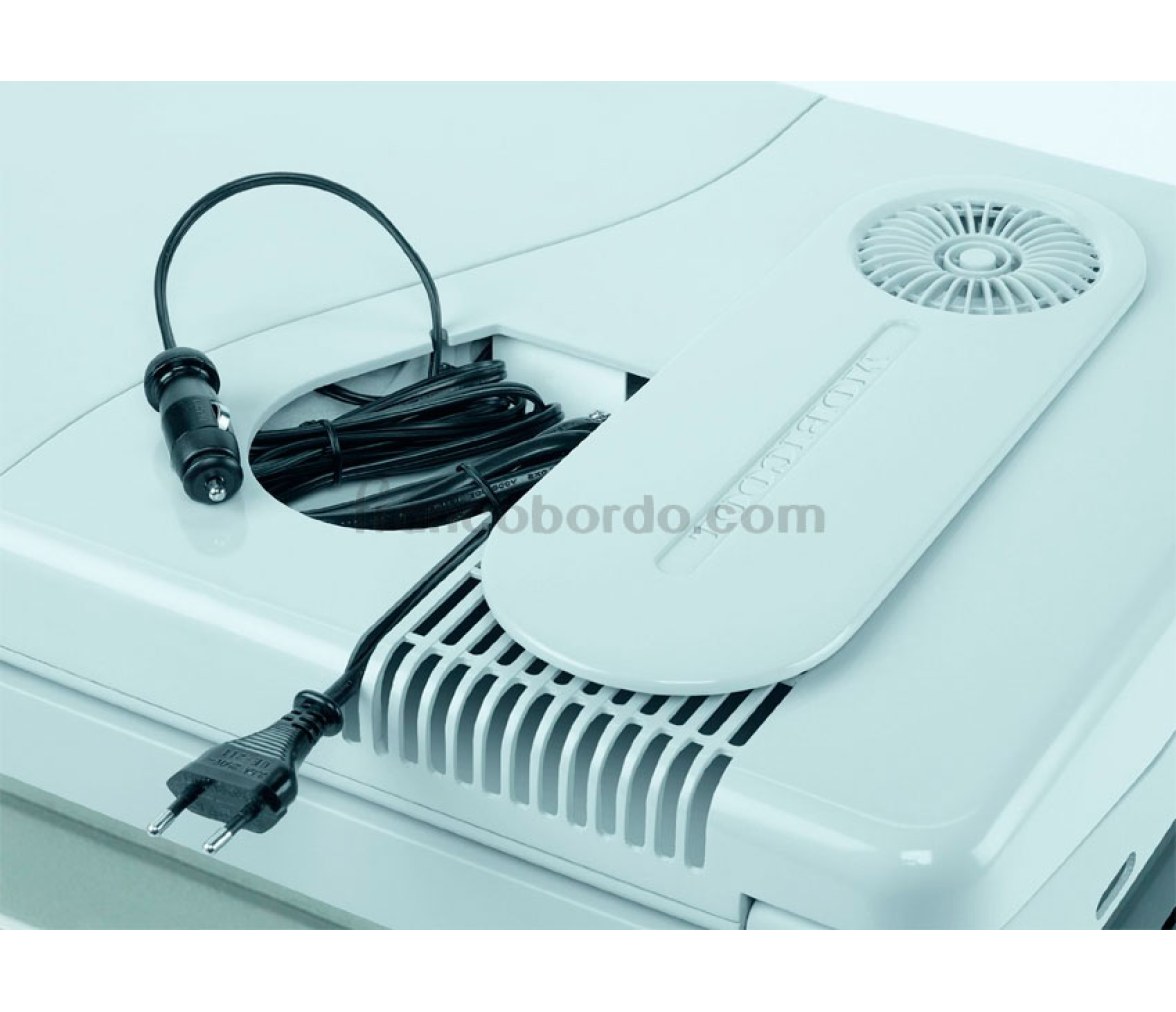 Nevera Portatil Termoelectrica Mobicool Q40 AC-DC