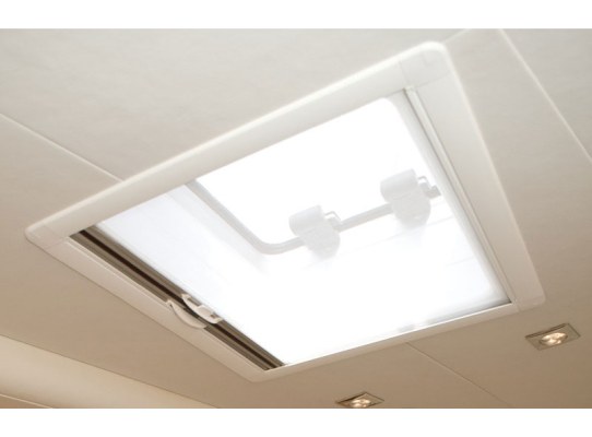 Dometic Oceanair Cortina Enrollable Mosquitera Recessed Skyscreen