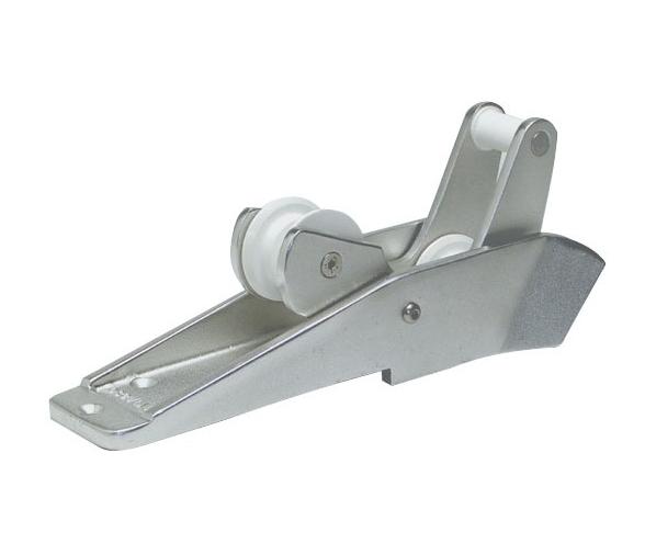 Osculati puntera de proa basculante de aluminio para anclas hasta 12 kg