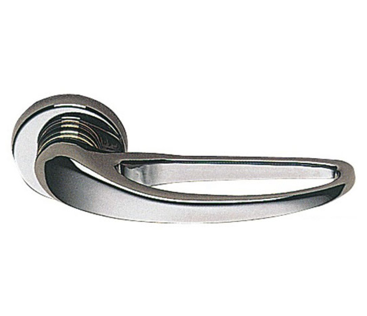 Par Manillas Puerta Guerini