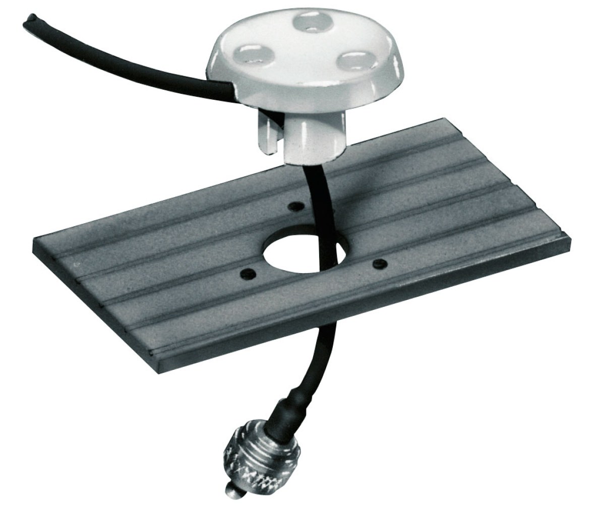 Glomex Pasacables Nylon para Cables Coaxiales