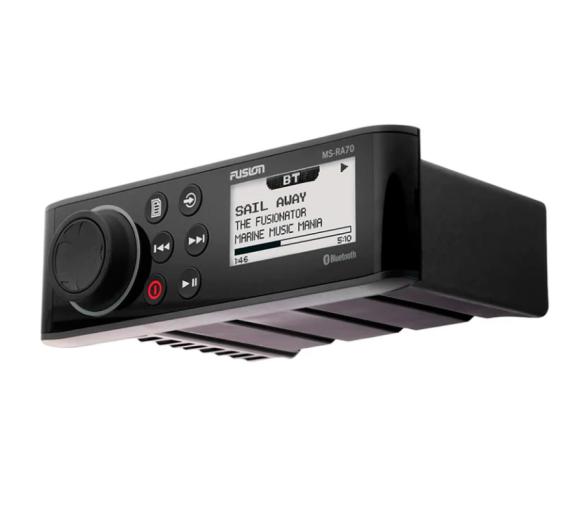 Sistema estéreo náutico Fusion serie RA70
