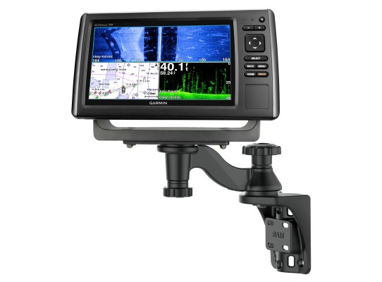 Soporte de Brazo Oscilante Vertical RAM de 6" para Sondas de Pesca y Plotter