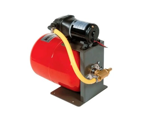 Vetus HF Pressurized Water System 8 L