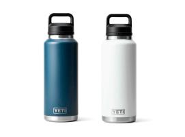 Yeti Botella Rambler de 46 oz (1.4 l) con Tapón